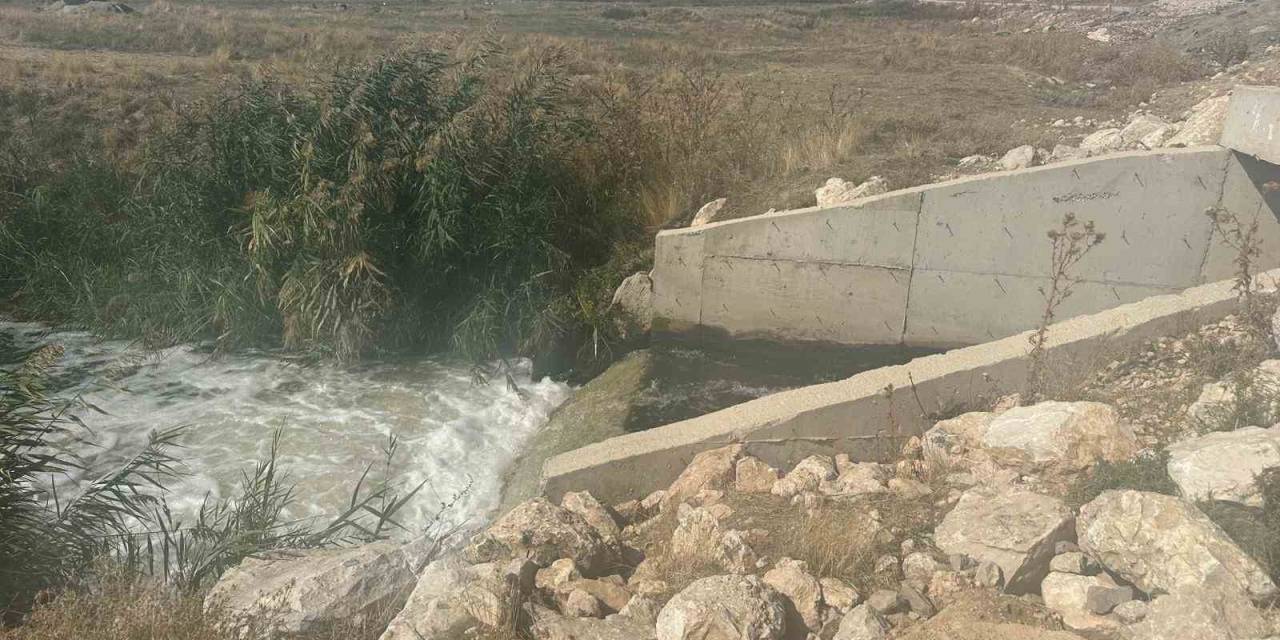 Van Gölü’ne Kaçak Deşarj Yapan Büyükşehir Belediyesi’ne Ceza