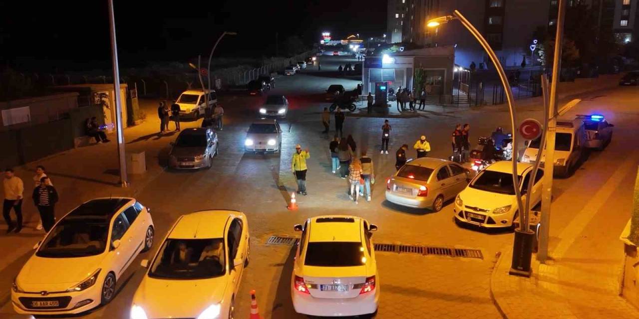 Üniversite Öğrencilerinin Kaldığı Yurt Çevrelerinde Emniyetten Sıkı Denetim