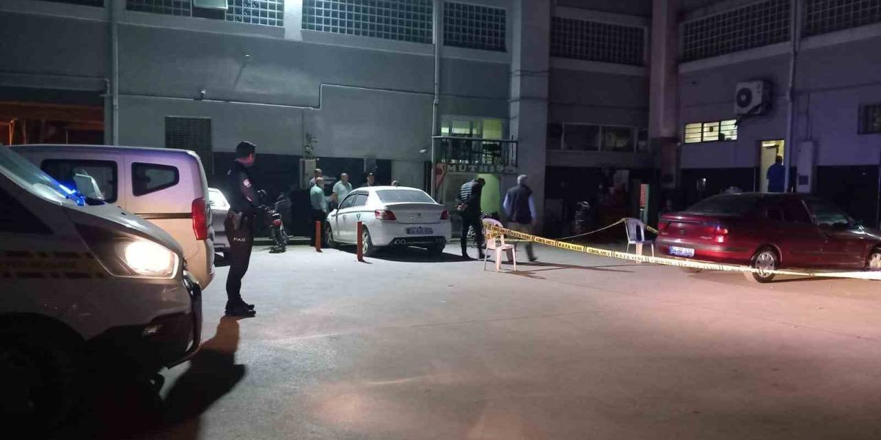 Belediye Otoparkında Amcasının Oğlunu Silahın Kabzası İle Darp Etti