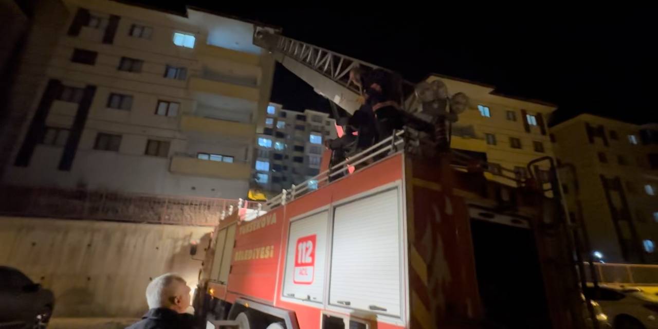 Anahtarını Evde Unutan Vatandaşın Yardımına İtfaiye Ekipleri Yetişti