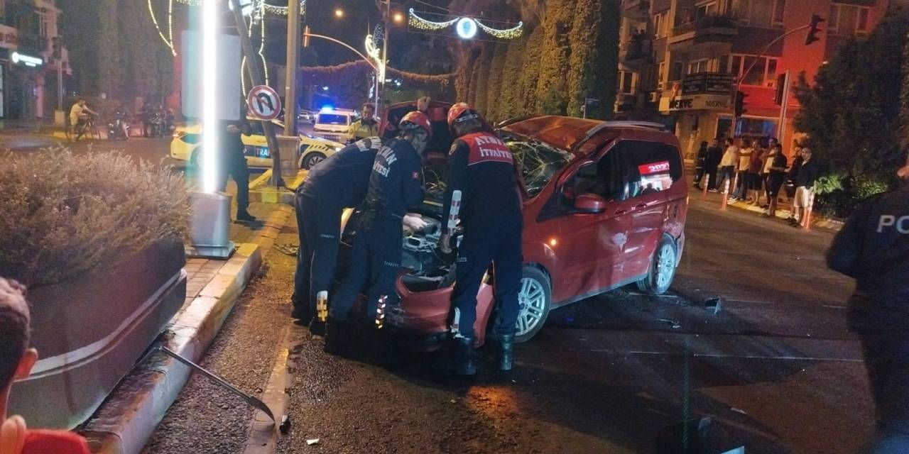 Aydın’da Trafik Kazası: 2 Yaralı