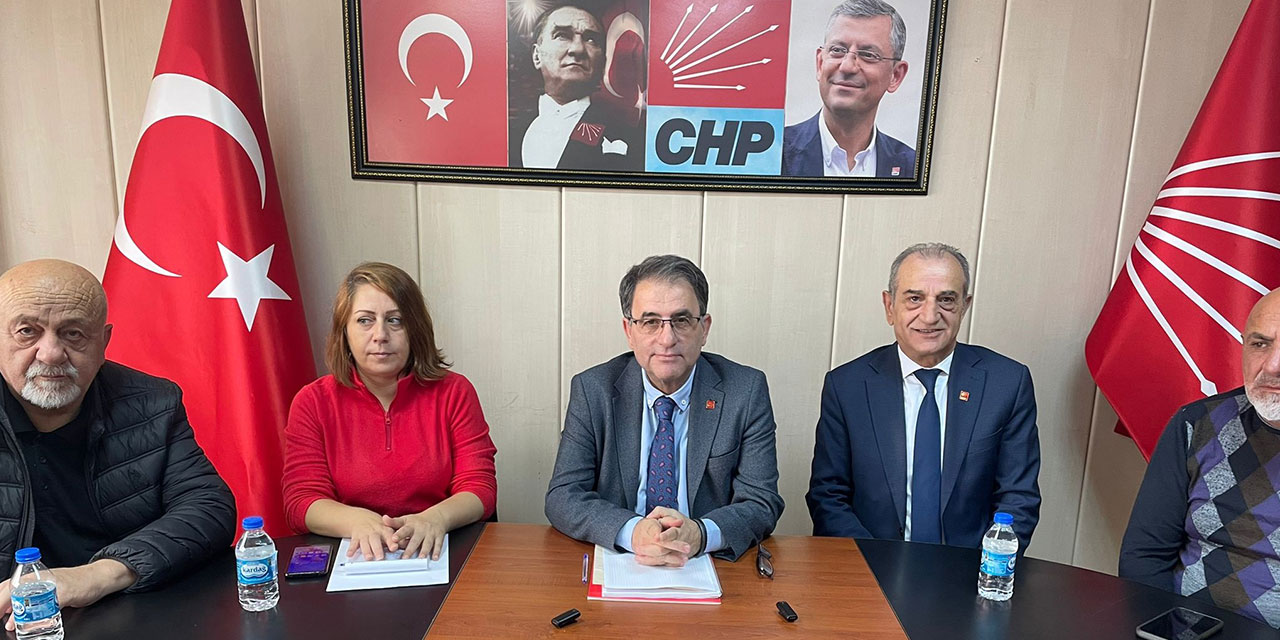 CHP Rize İl Başkanı Deniz: "AKP'nin 22 Yıllık İktidarı Ülkeyi Duvara Toslattı"