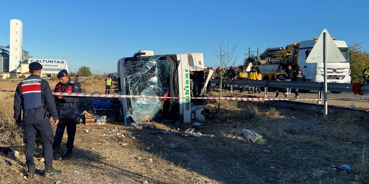 Aksaray'da otobüs şarampole devrildi, 6 ölü çok sayıda yaralı