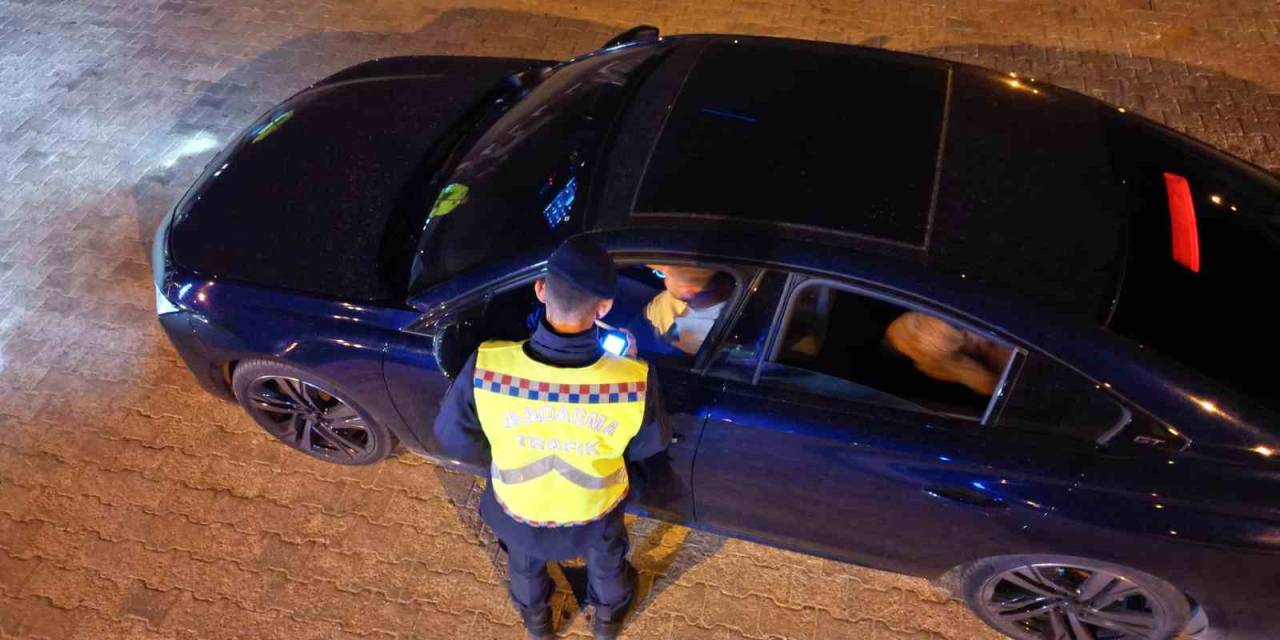 Jandarmadan Sürücülere Yönelik Gece Denetimi