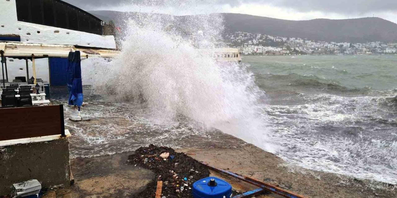 Bodrum-kaş Arasında Fırtına Uyarısı