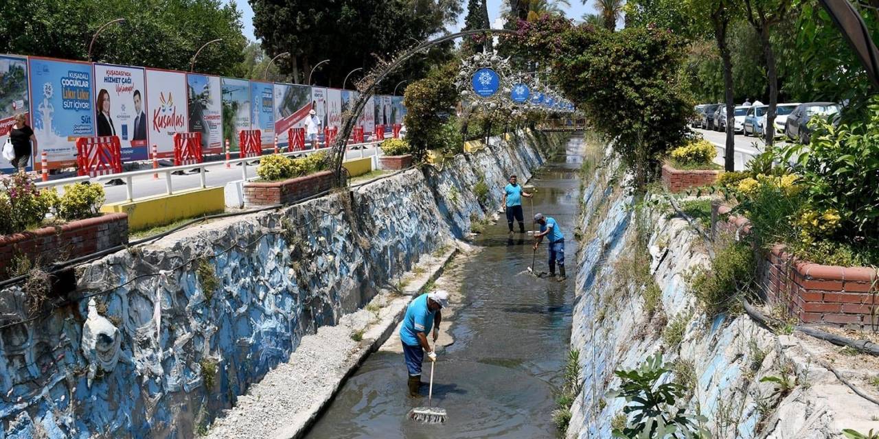 Kuşadası Belediyesi Kent Merkezinden Geçen Derenin Islahına Talip Oldu