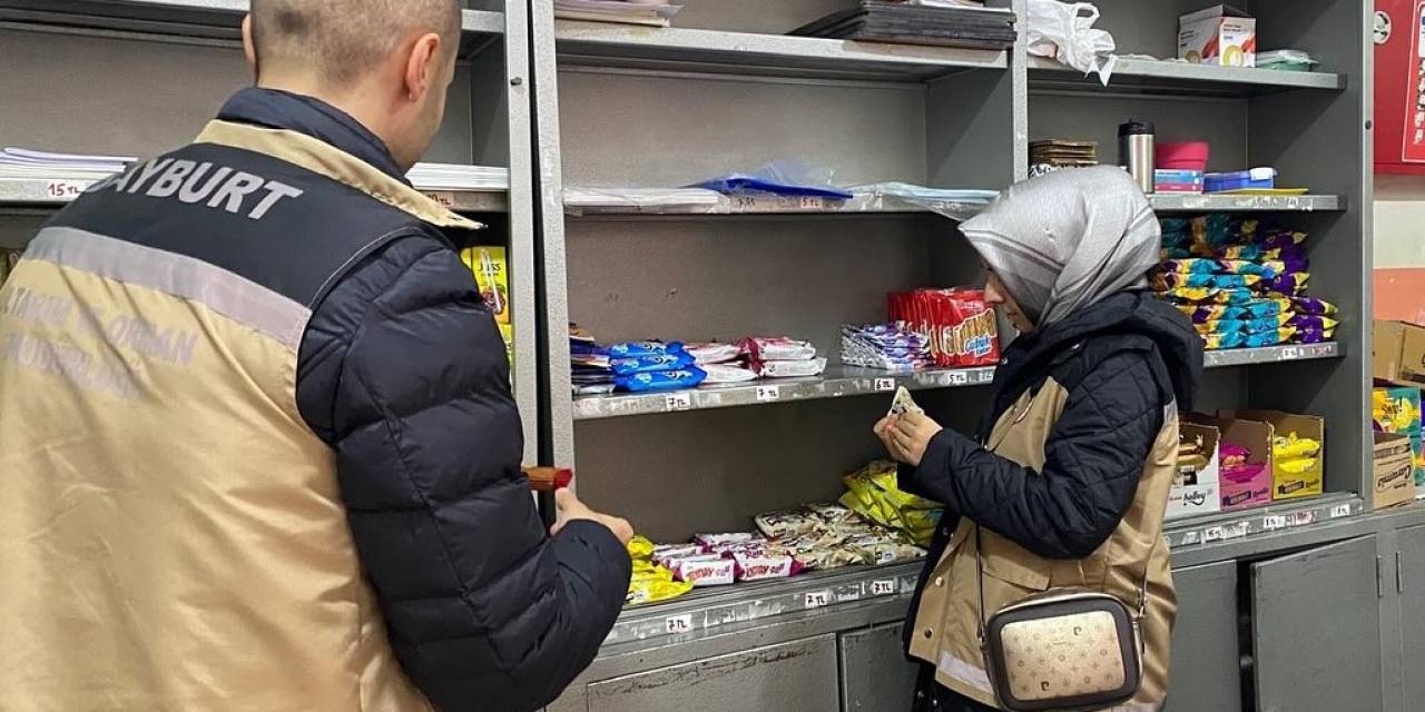 Bayburt’ta Okul Kantinleri Ve Yemekhanelerinde Denetimler Sıklaştı