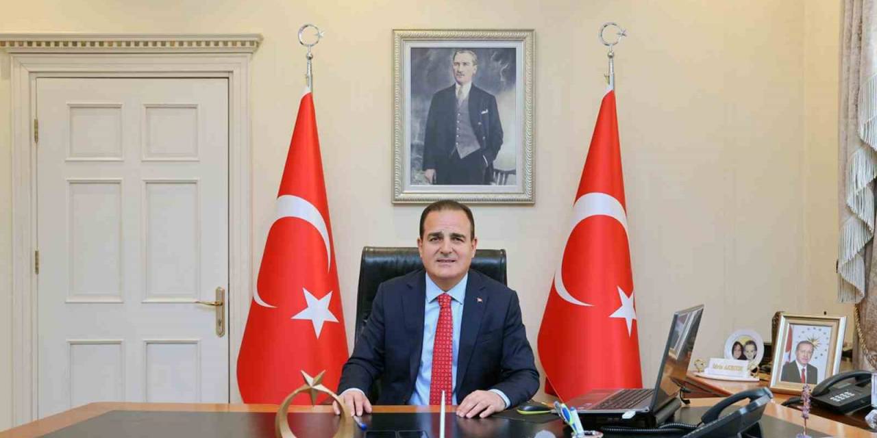 Vali Akbıyık’tan 29 Ekim Cumhuriyet Bayramı Mesajı