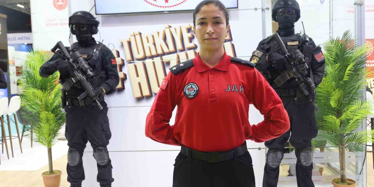 Jandarma Komando Özel Asayiş Komutanlığı Ekipleri Üstün Yetenekleriyle Göz Dolduruyor