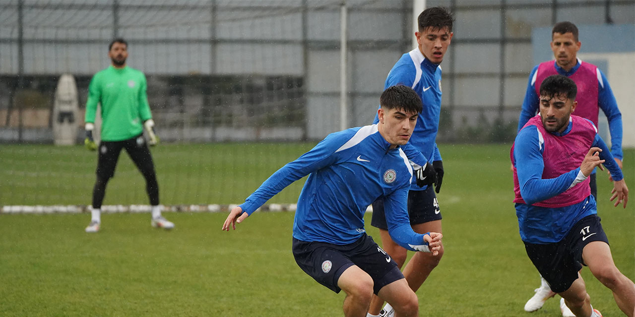 Çaykur Rizespor'da Trabzonspor maçı hazırlıkları başladı