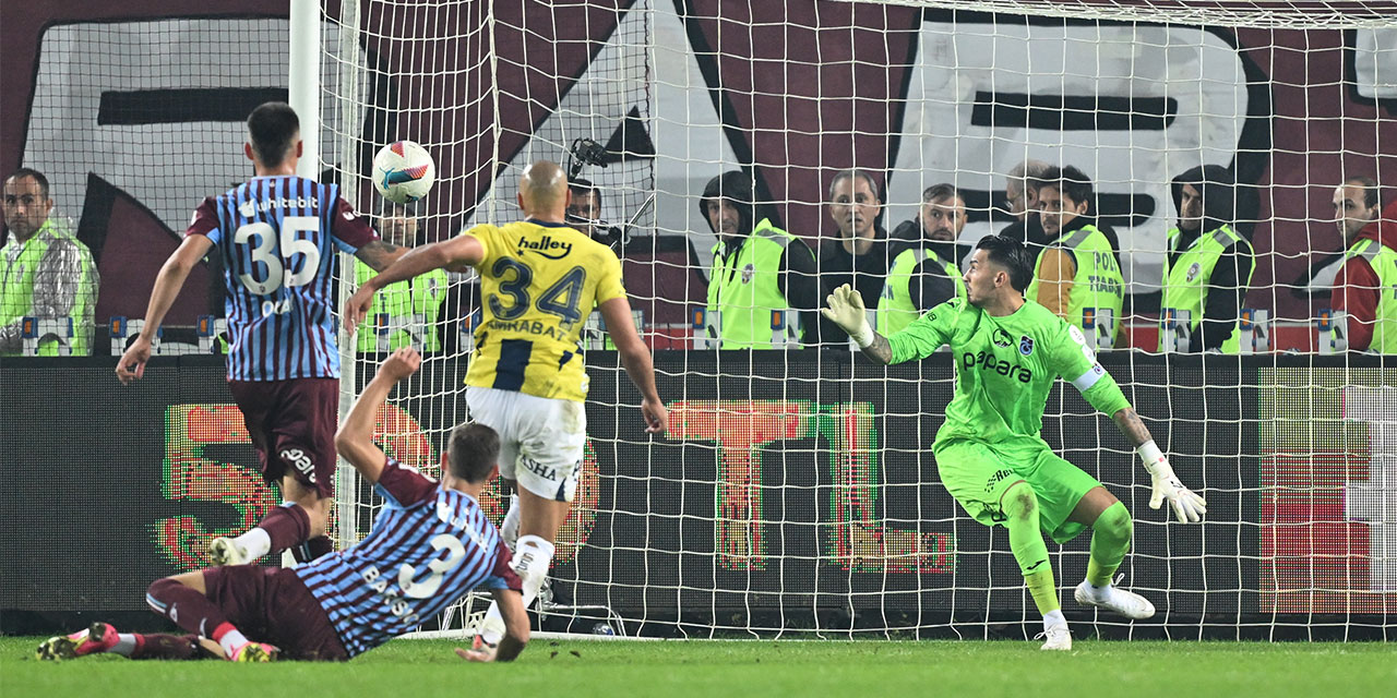 Fenerbahçe, Trabzonspor'u deplasmanda 3-2 yendi
