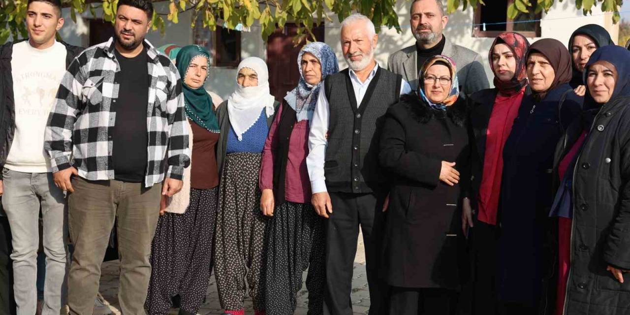 Elazığ’da Kırmızı Montlular, Şehit Aileleriyle Bir Araya Geldi