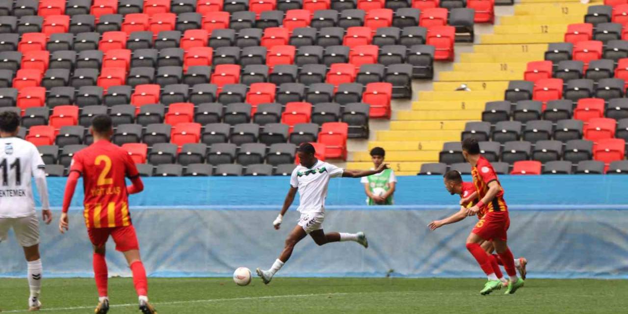 Trendyol 1. Lig: Yeni Malatyaspor 0 - 2 Sakaryaspor (Maç Sonucu)