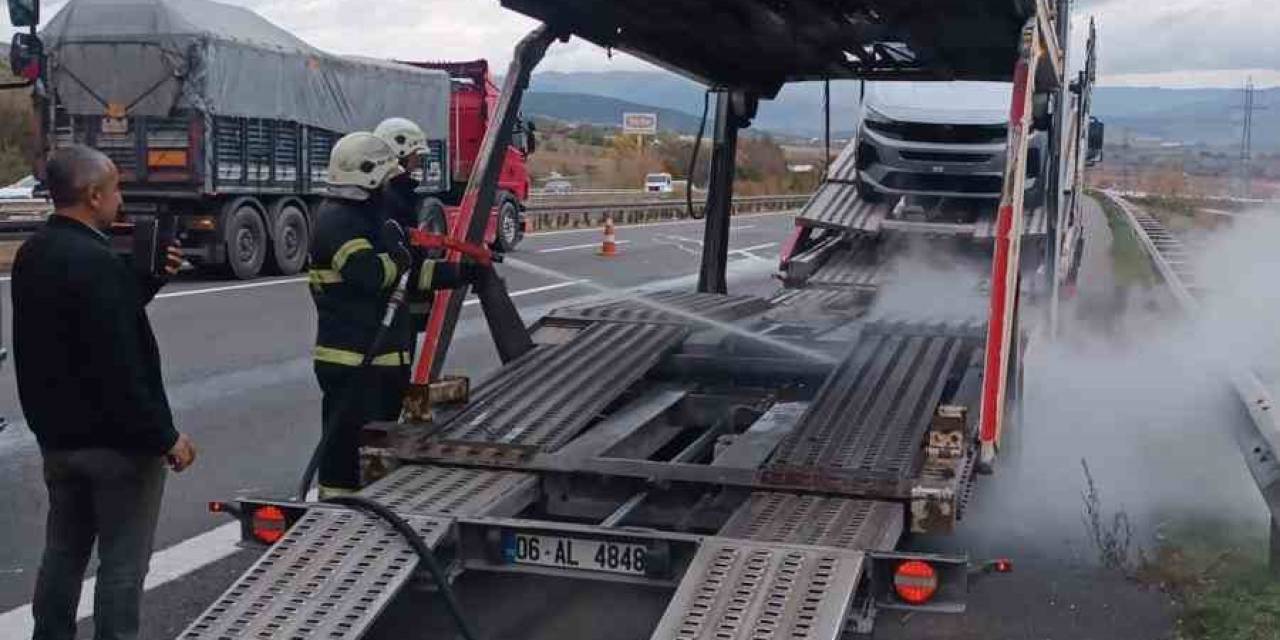 Hafif Ticari Araçlar Yanmaktan Son Anda Kurtuldu