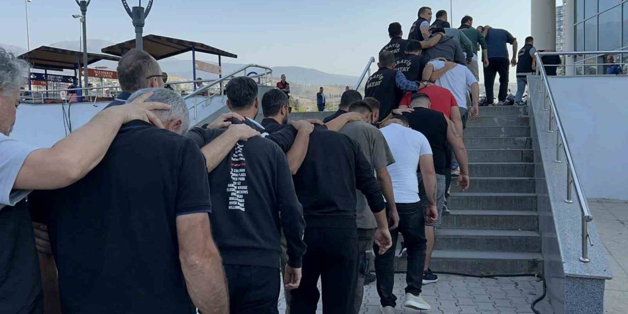 Uygulama Noktalarını Paylaşmak İçin Grup Kurdukları Gerekçesiyle Gözaltına Alınan 13 Şahıs Serbest Kaldı