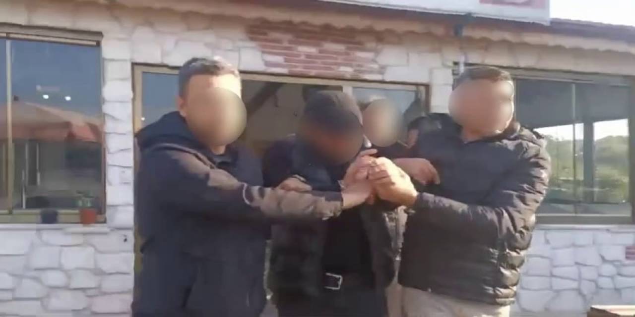 2 Yıl Peruk Ve Takma İsimle Kaçan Katil Zanlısı Jandarma Ekiplerince Yakalandı