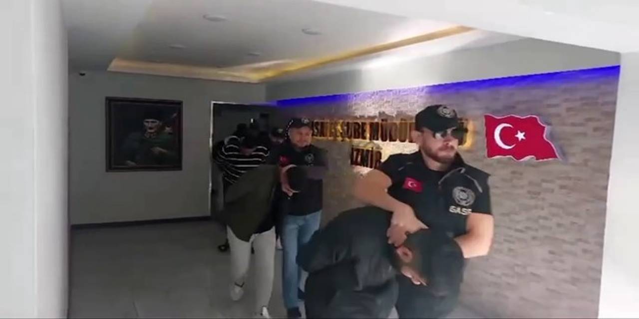 İzmir’de Oto Galerinin Kurşunlanmasıyla İlgili 4 Kişi Tutuklandı