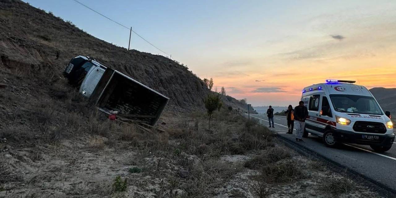 Iğdır’da Kamyonet Devrildi: 2 Yaralı