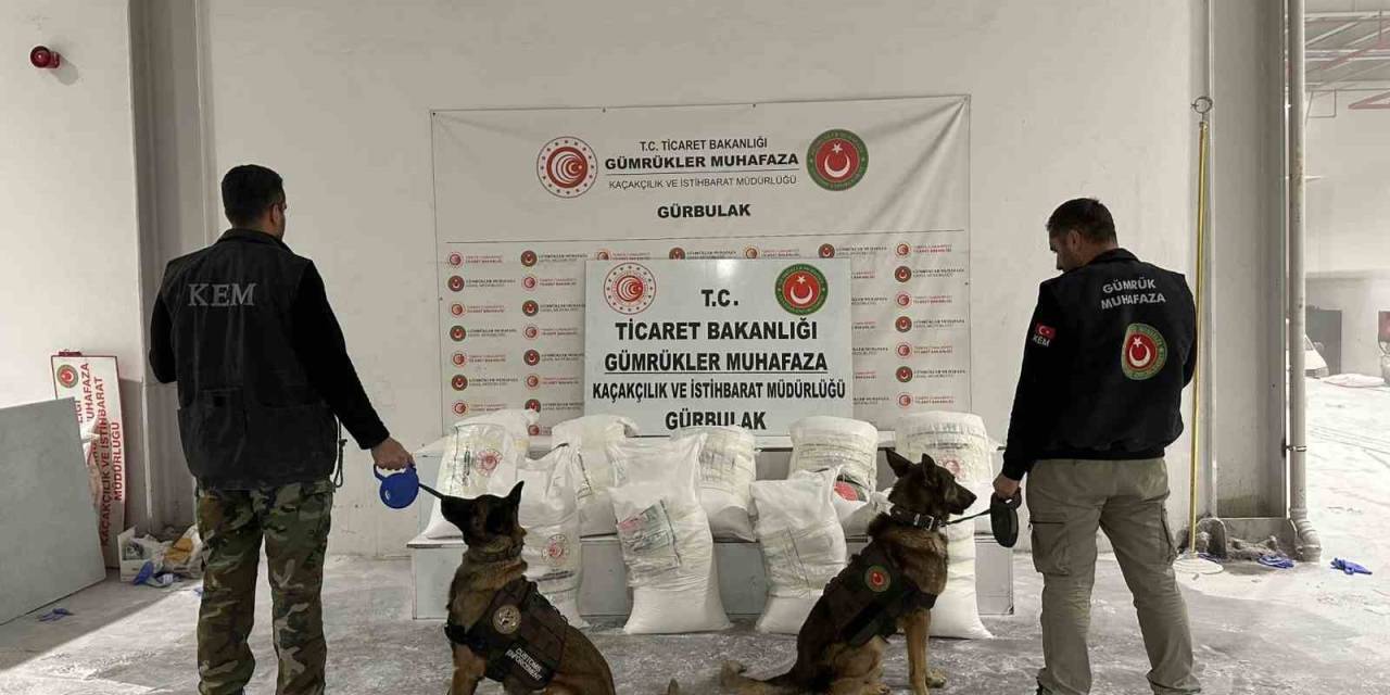 Gürbulak Sınır Kapısı’nda 4 Buçuk Tondan Fazla Uyuşturucu Ele Geçirildi