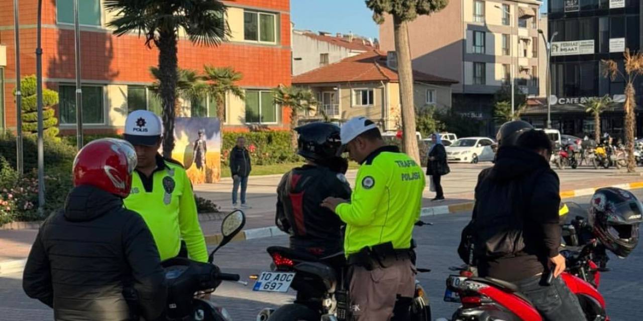 Gönen’de Trafik Denetimlerinde 432 Bin Liralık Ceza Kesildi