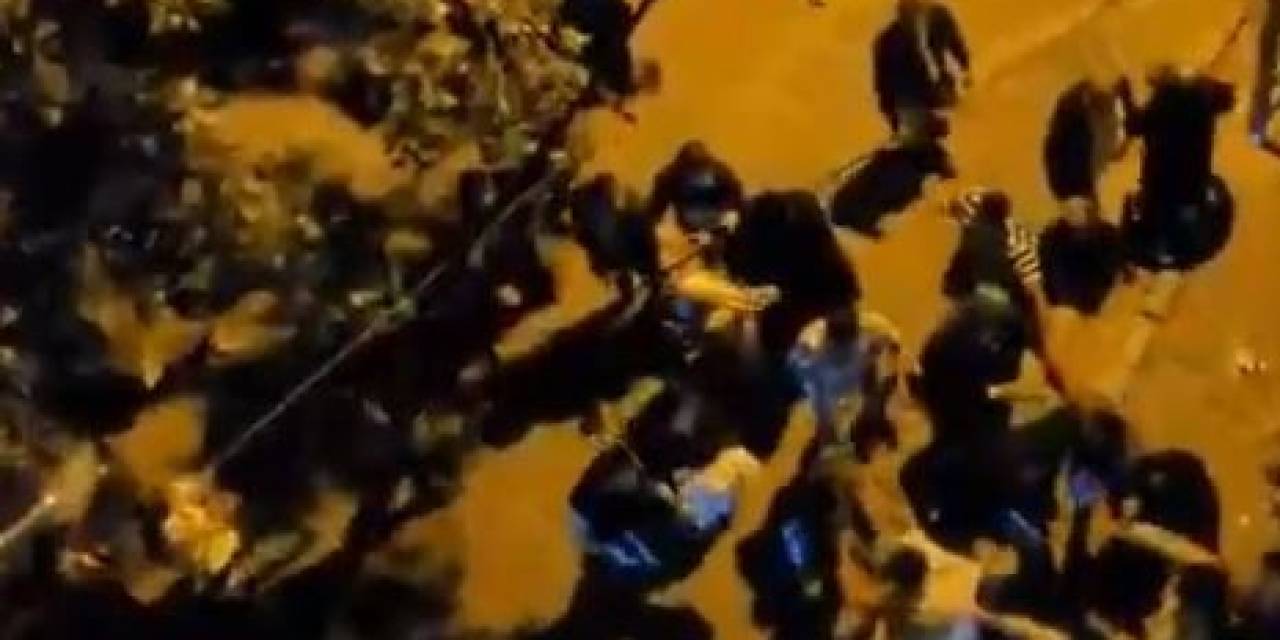 Düğünde İki Aile Arasında Kavga Çıktı, Sokak Savaş Alnına Döndü