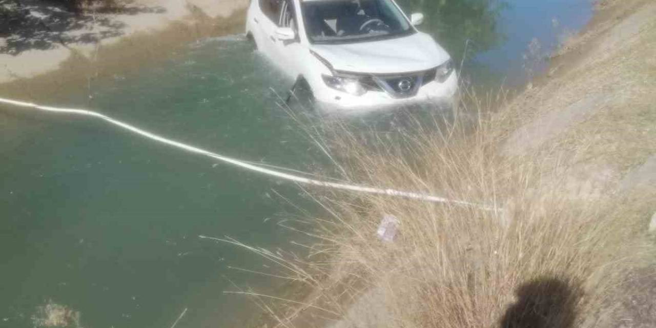 Adana’da Cip Sulama Kanalına Düştü