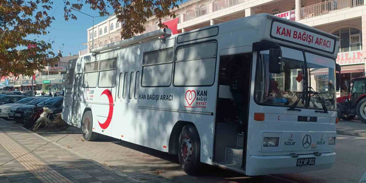 Şuhut’ta Kan Bağışına Yoğun İlgi