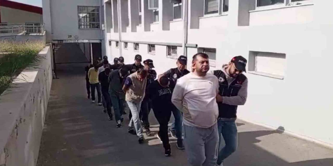 Adana’da 32 Uyuşturucu Satıcısı Tutuklandı