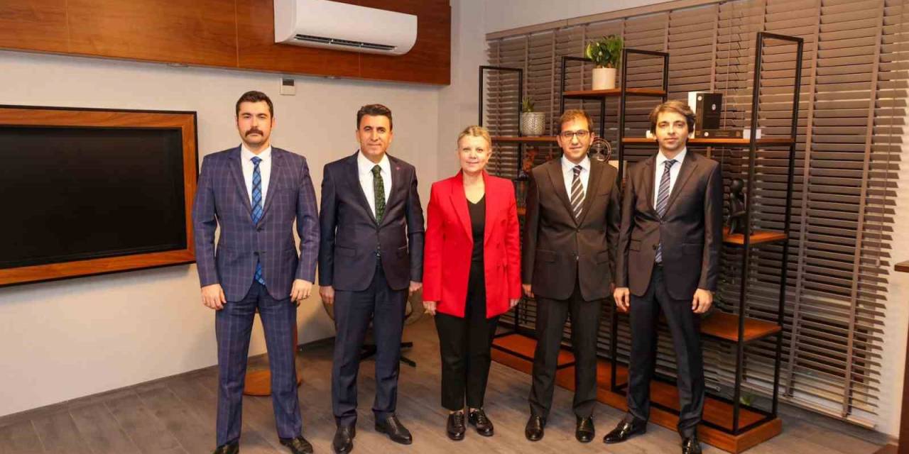 Halime Kahraman 11’inci Kez Baro Başkanı Seçildi