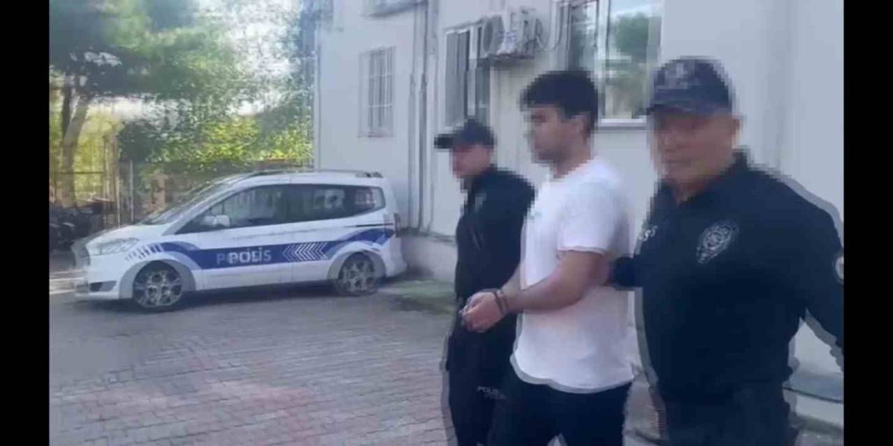 Gürültü Yaptığı Gerekçesiyle Yumruk Attığı Küçük Çocuğu Yere Fırlattı, O Anlar Kamerada