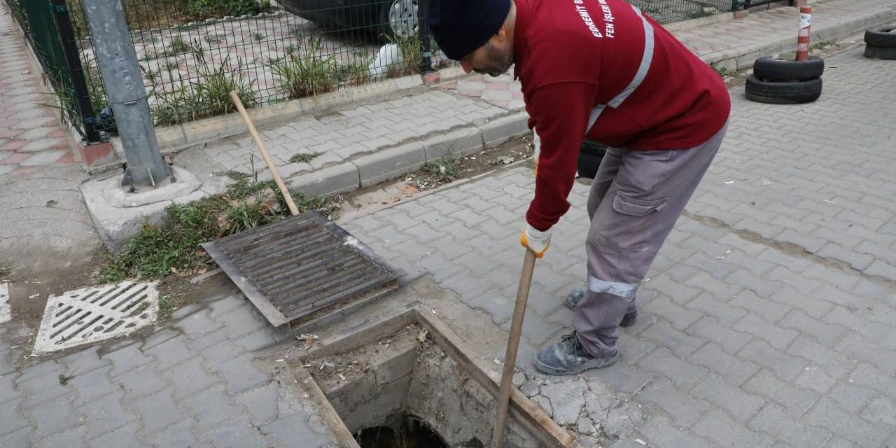 Edremit Belediyesi Yağışlara Karşı Önlem Alıyor