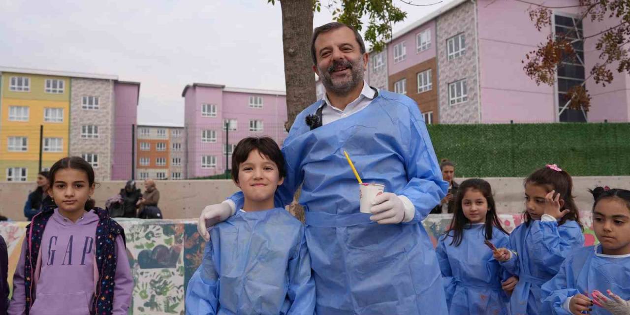 Metrelerce Duvarı Minikler Boyadı