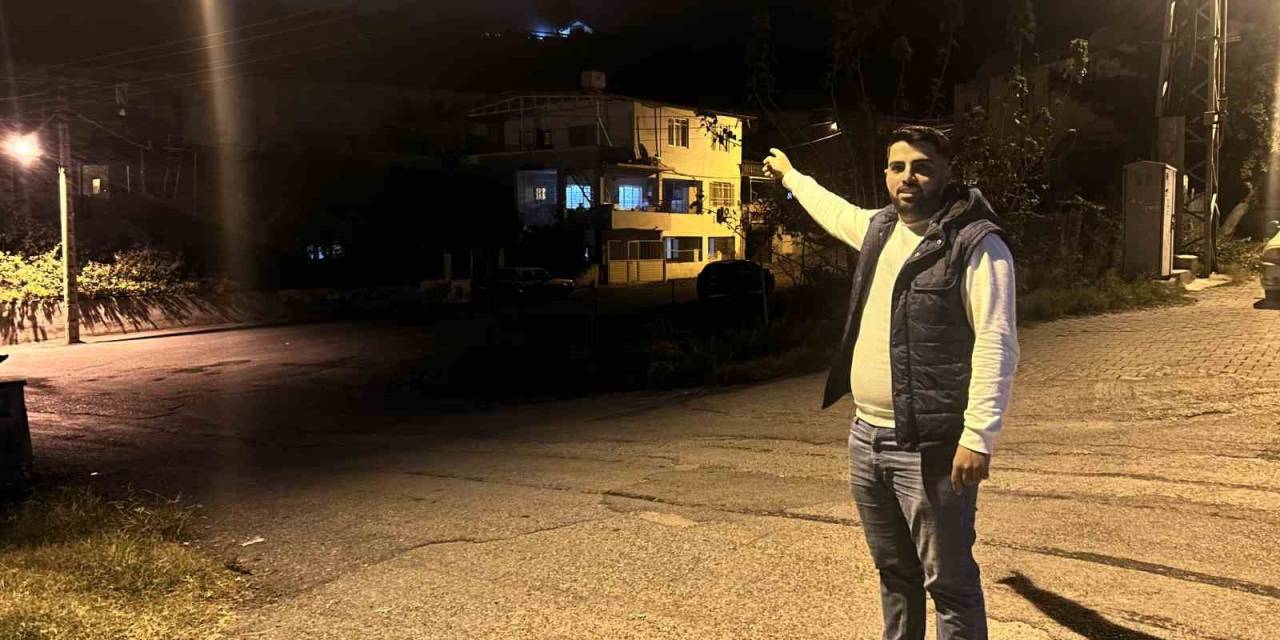 Taş Ocağındaki Patlamayla Şehri Toz Bulutu Kapladı