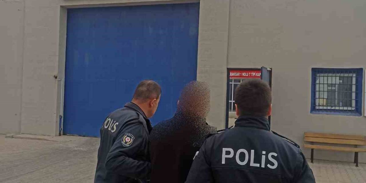 Tasarlayarak Adam Öldürme Suçundan Aranan Şahsı Polis Yakaladı