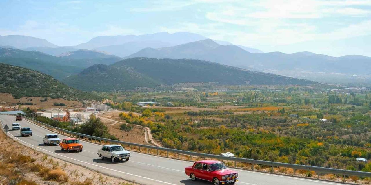 Isparta’da Erkeklerin Sanayi Kokulu ’altın’ Günü