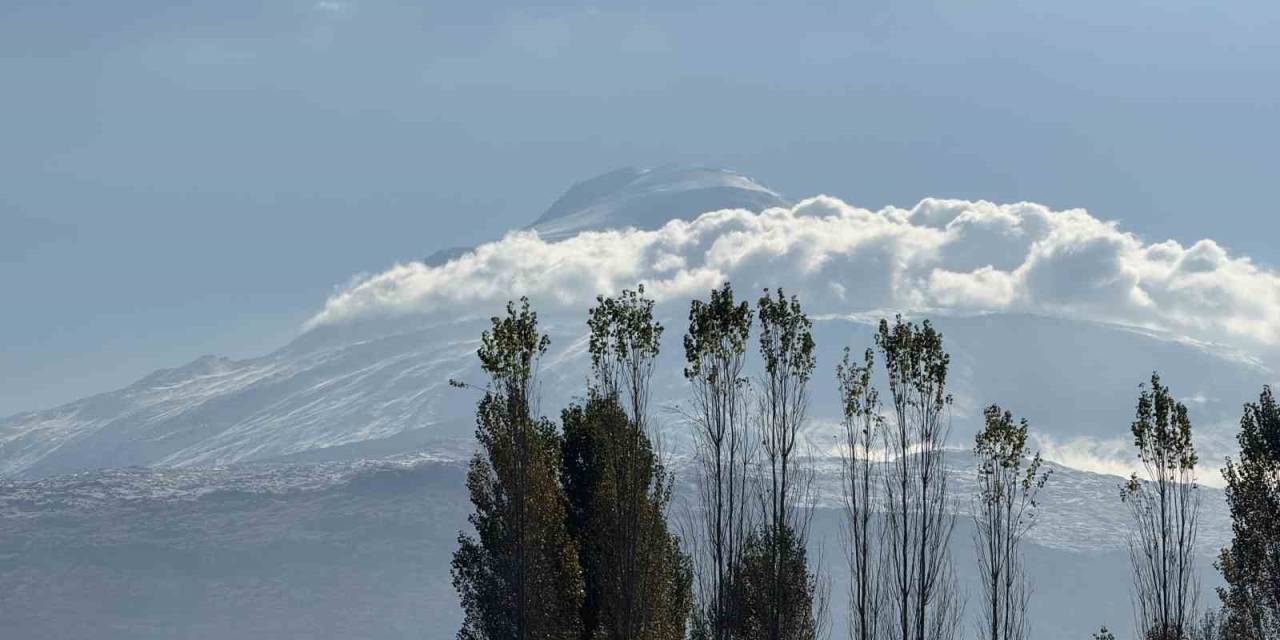 Iğdır Ovasını Çevreleyen Dağlar Yeniden Beyaza Büründü