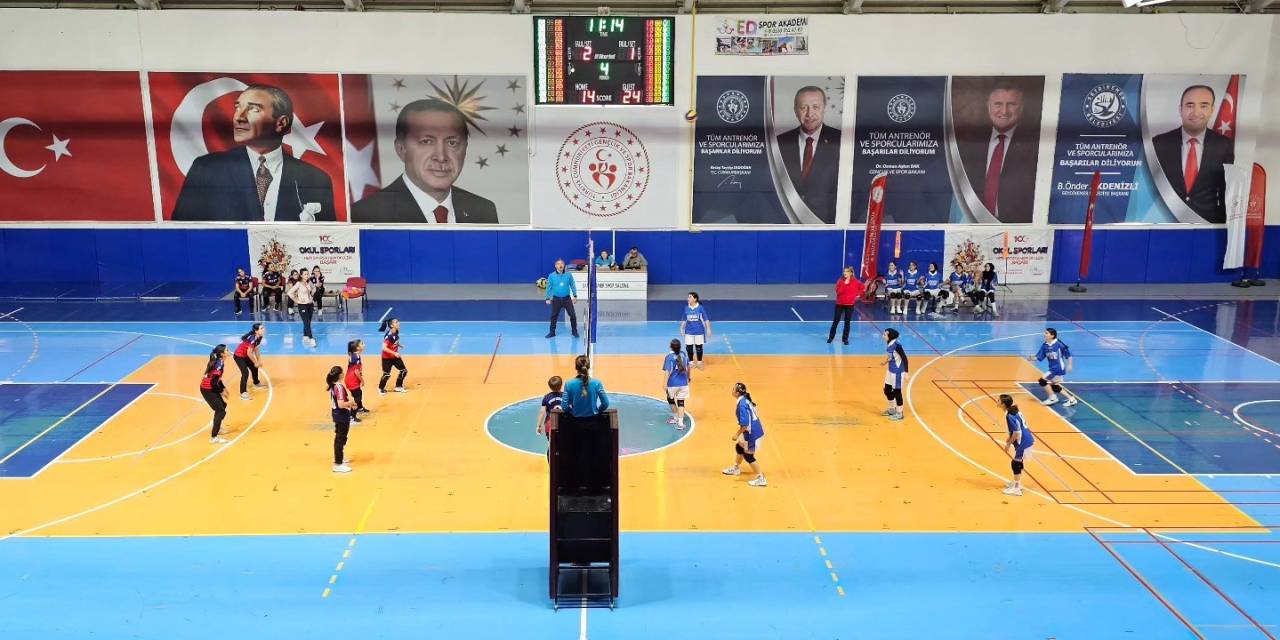 Seydikemer’de Yıldız Kızlar Voleybol İlçe Seçmeleri Başladı