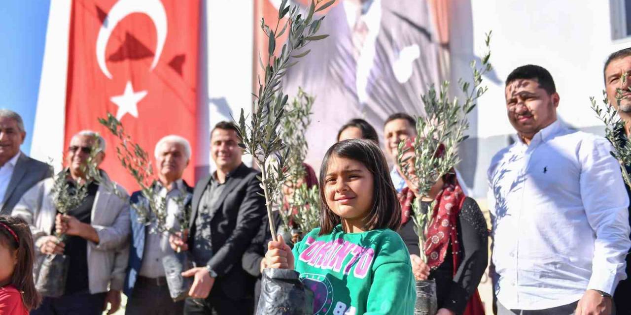 Mersin Büyükşehir Belediyesinden Üreticiye Destek