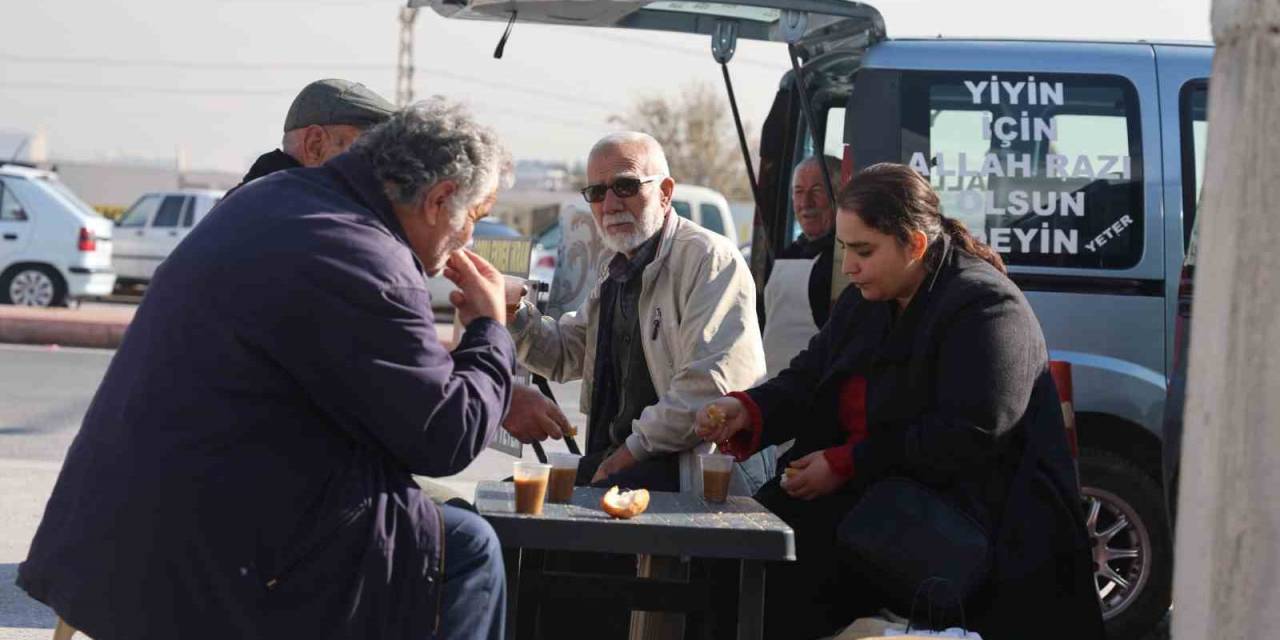 Bu Çorbadan İçenlerin Hesabı Sadece ’hayır Duası’