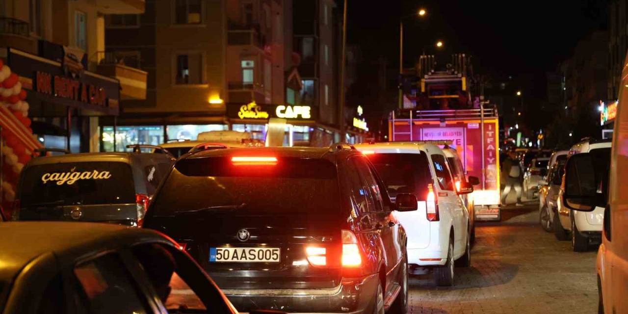 Ocakta Unutulan Tencere Yandı, Genç Kız Faciayı Önledi