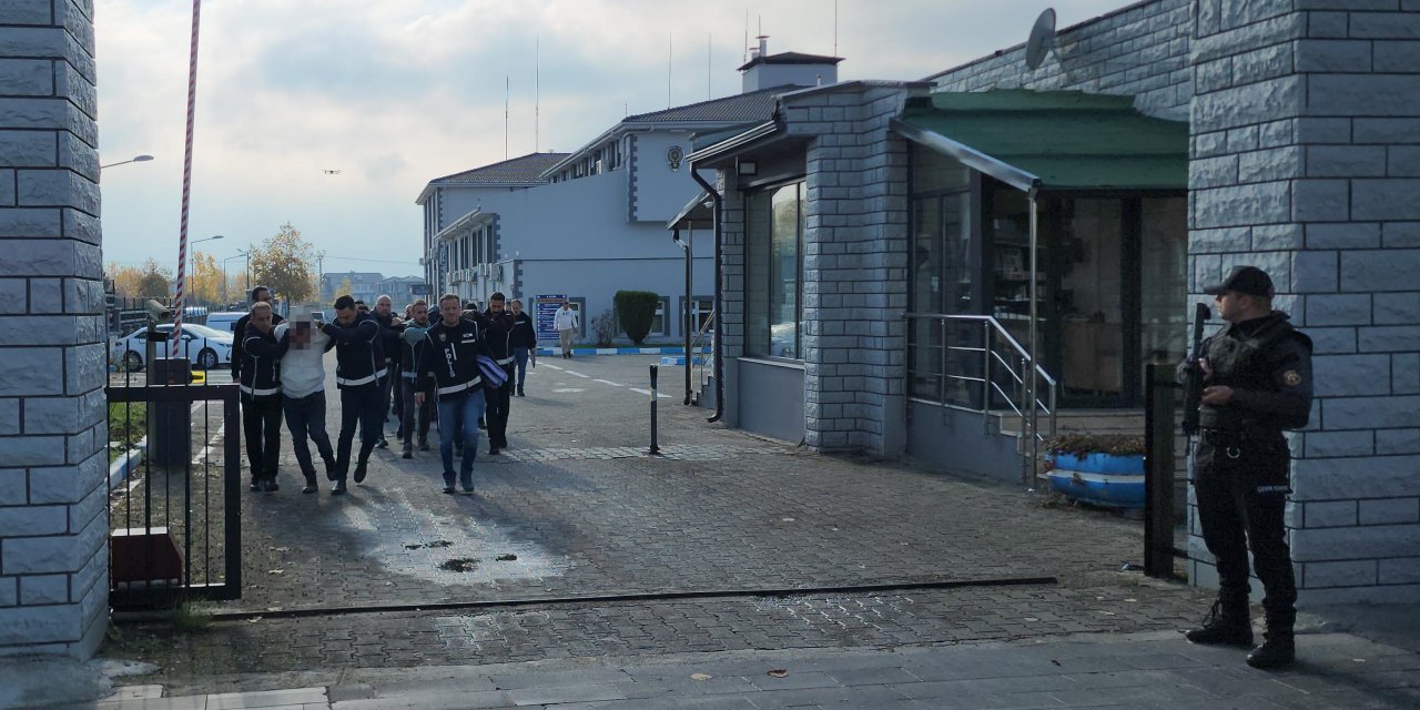 İşletmelerden haraç aldıkları öne sürülen 7 şüpheli yakalandı