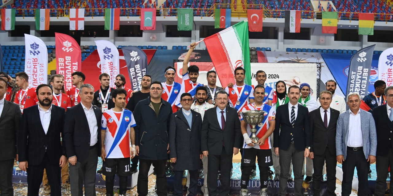 Paten futbolunda Türkiye ve İran Dünya Şampiyonu oldu