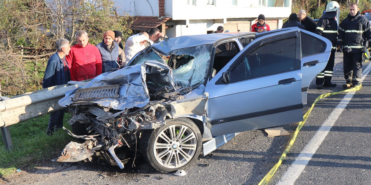 Ordu'da kamyona çarpan otomobildeki 3 kişi öldü