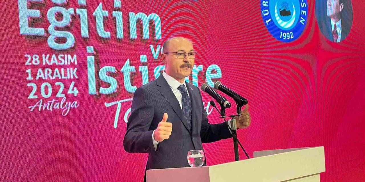 Türk Eğitim-sen Genel Başkanı Geylan: “Konfederasyon Ve Sendikalar, Maalesef Çalışanlar Adına Değil, Adeta İşveren Adına Masaya Oturuyor”