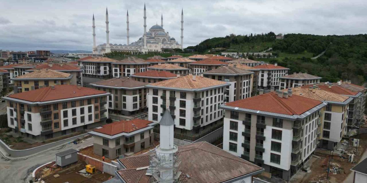 Kirazlıtepe’deki Kentsel Dönüşümde Hak Sahiplerine Konut Teslimatı Devam Ediyor