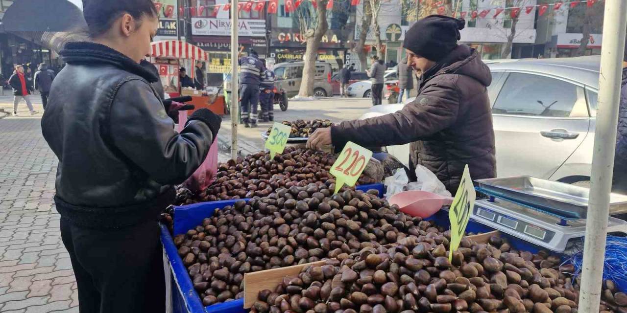 Kış Mevsiminin Vazgeçilmezi Kestane Yoğun Talep Görüyor