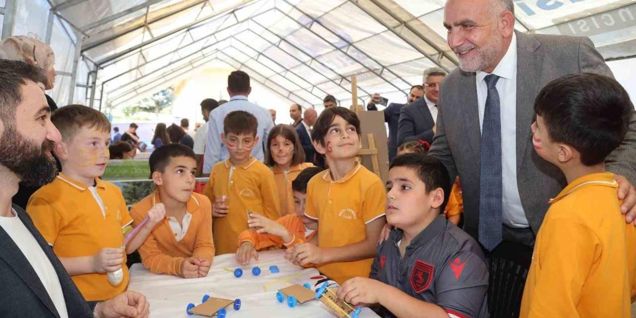 Başkan Sandıkçı: “Geleceğe Yön Verecek Bir Nesil Yetiştiriyoruz"