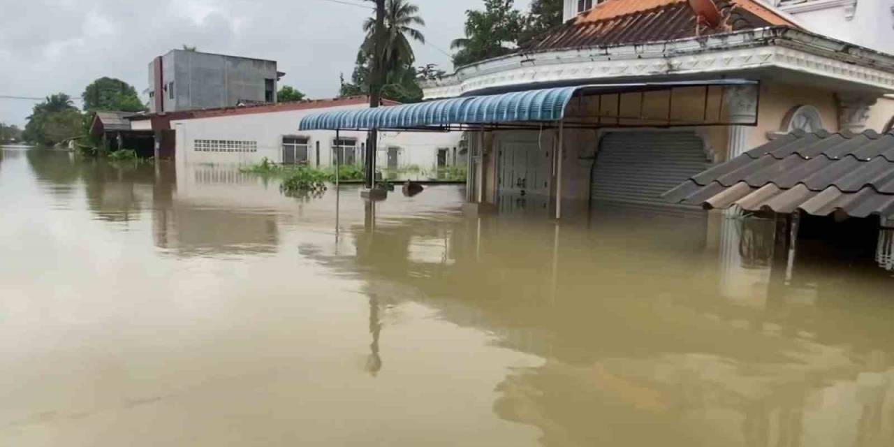 Tayland’daki Sel Felaketinde Can Kaybı 29’a Yükseldi