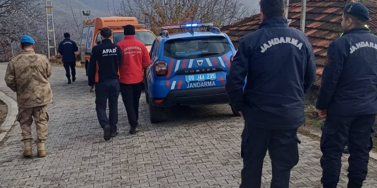 Aracı İle Uçuruma Yuvarlanan Şahıs Dere Yatağında Bulundu