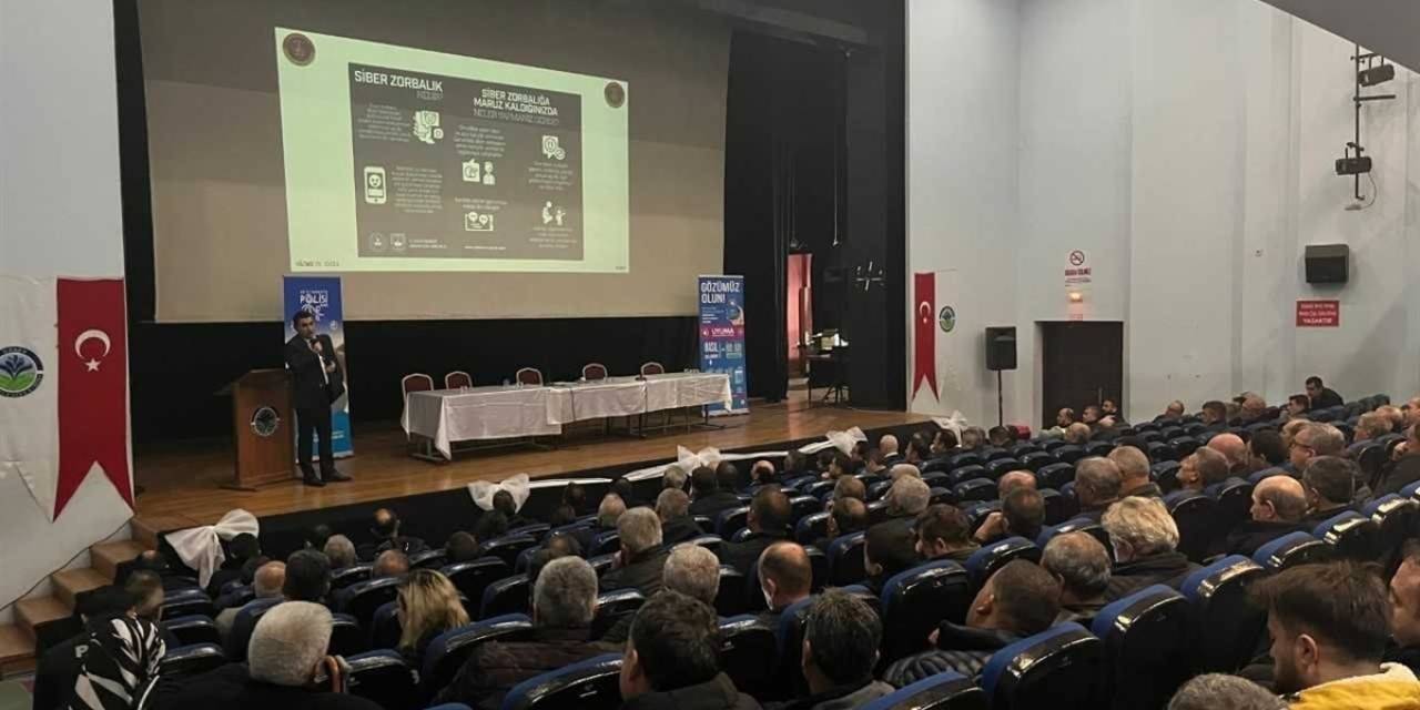 Gönen’de Muhtarlar Toplantısı: Siber Güvenlik Ve Dolandırıcılık Konuları Ele Alındı
